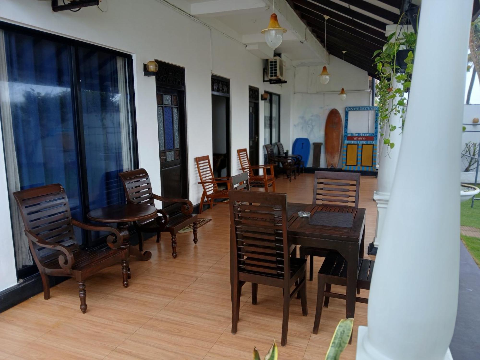 Ashen'S Beach House Boossa Bagian luar foto