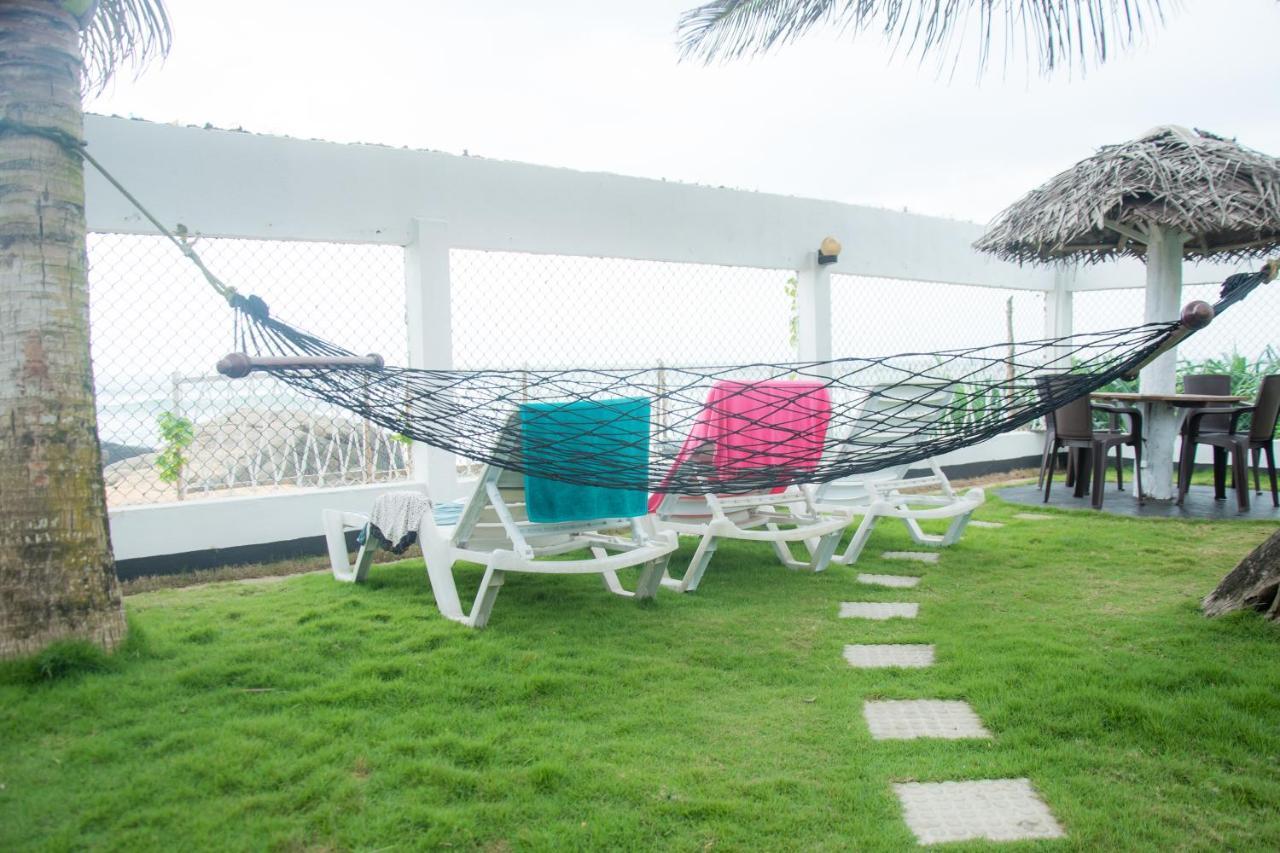 Ashen'S Beach House Boossa Bagian luar foto