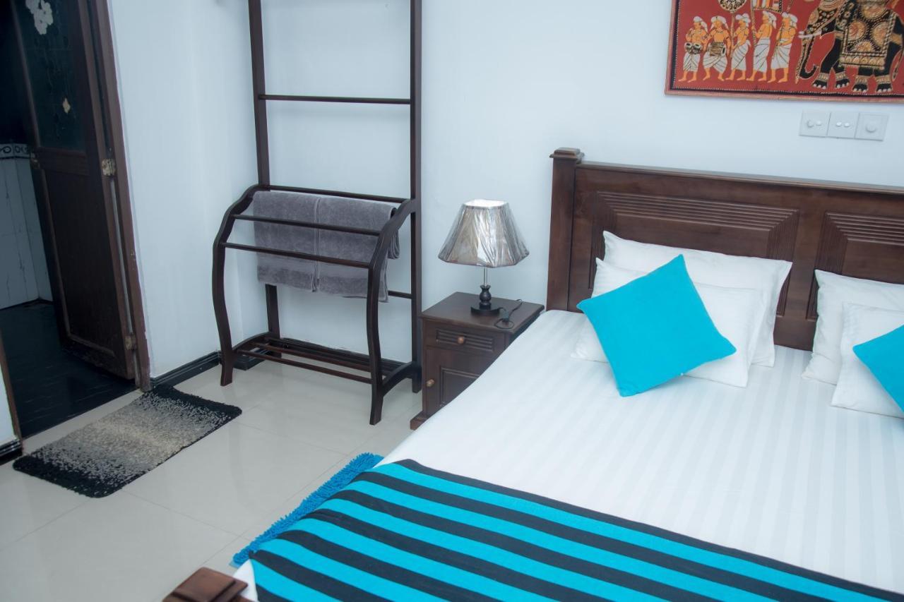 Ashen'S Beach House Boossa Bagian luar foto