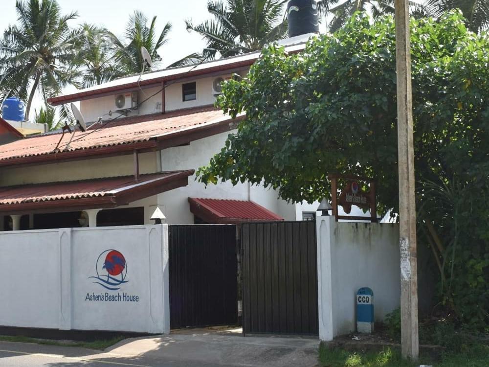 Ashen'S Beach House Boossa Bagian luar foto